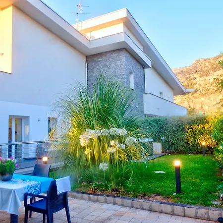 Deluxe Con Idromassaggio Villa Palermo