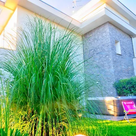 Villa Deluxe Con Idromassaggio