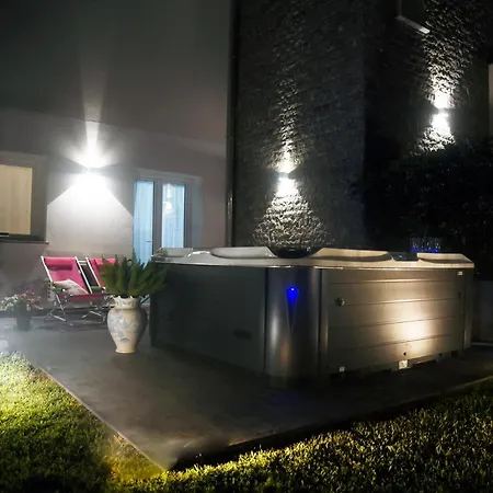 Deluxe Con Idromassaggio Villa